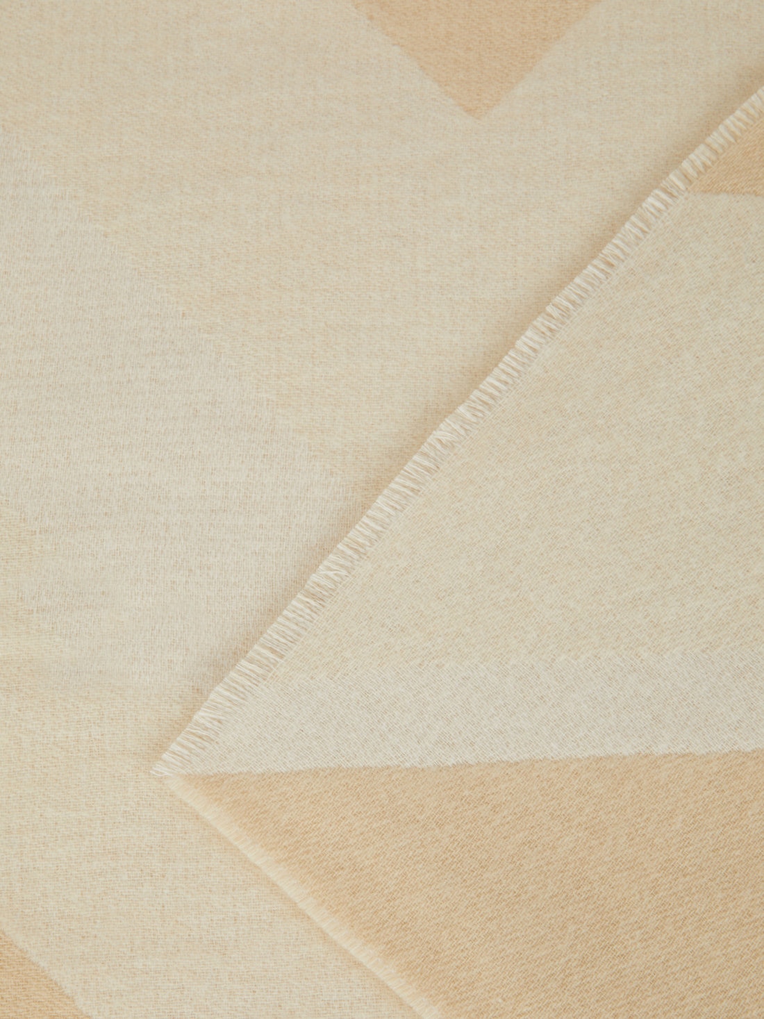 Cornelio 130x190 cm plaid blanket in zigzag wool, White  - 2
