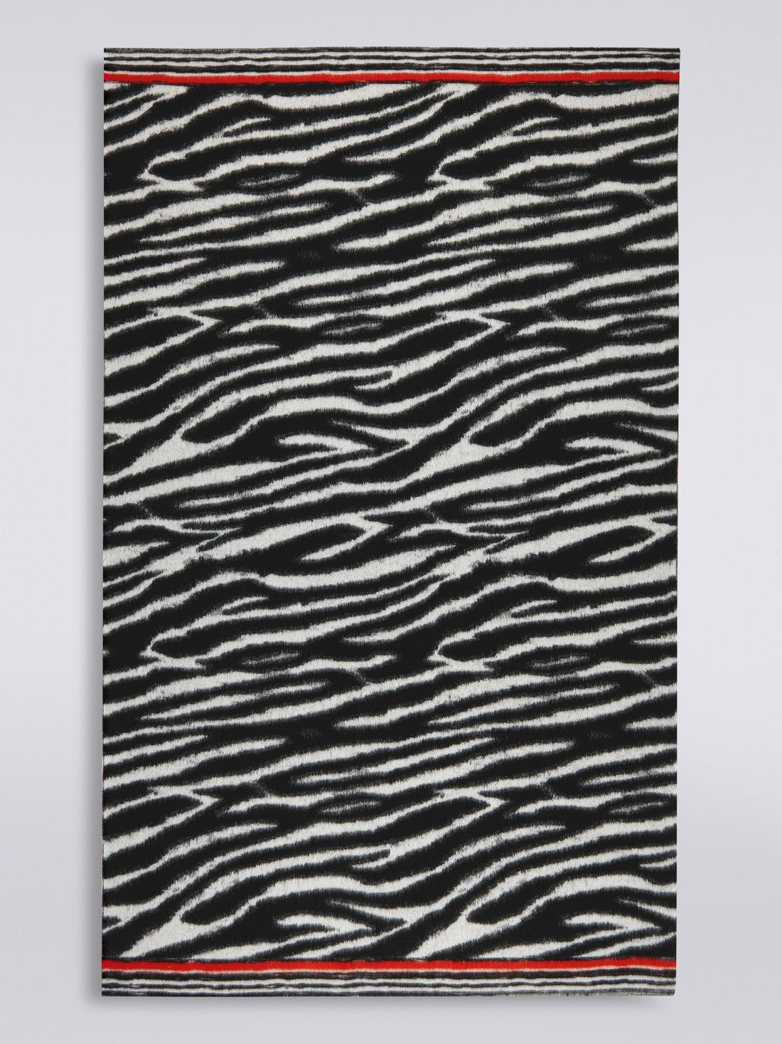 Cleopatra 130x190 cm plaid blanket in animalier wool, Black & White - 8051575843372 - 1