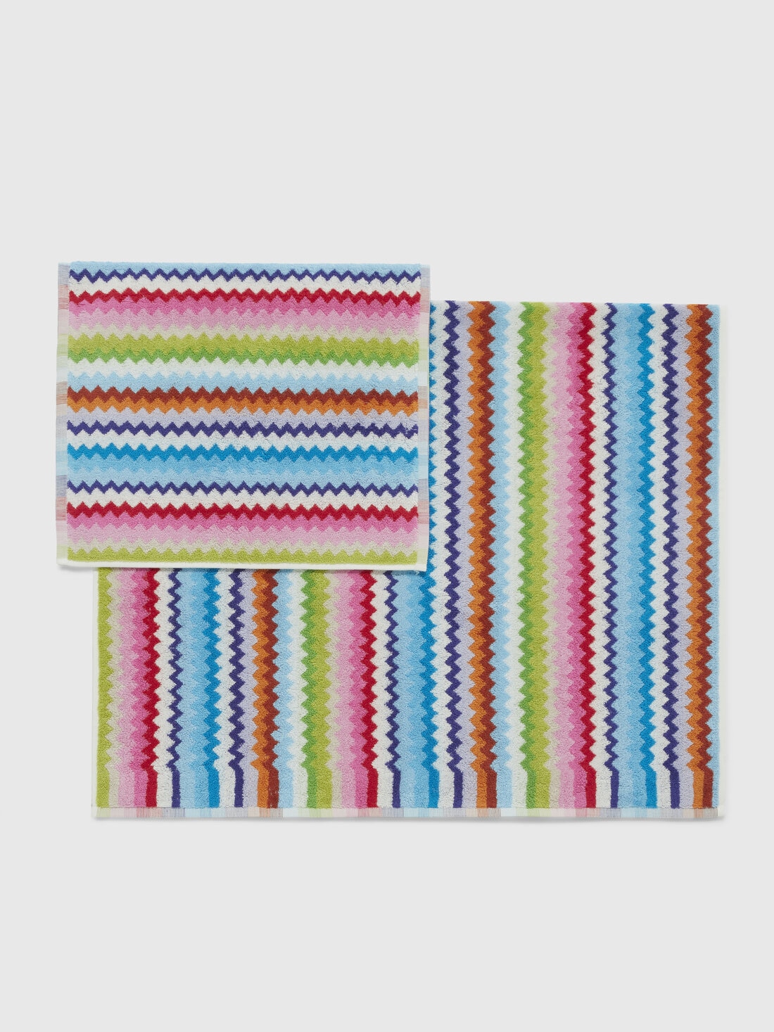 2 Piece Set of Zig Zag Cotton Terry Riverbero Bath Towels, Pink & Multicoloured - 8053147122342 - 1