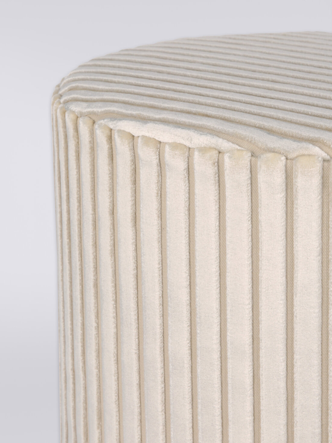 Rent the Monaco Pouf Mini & Biggy White