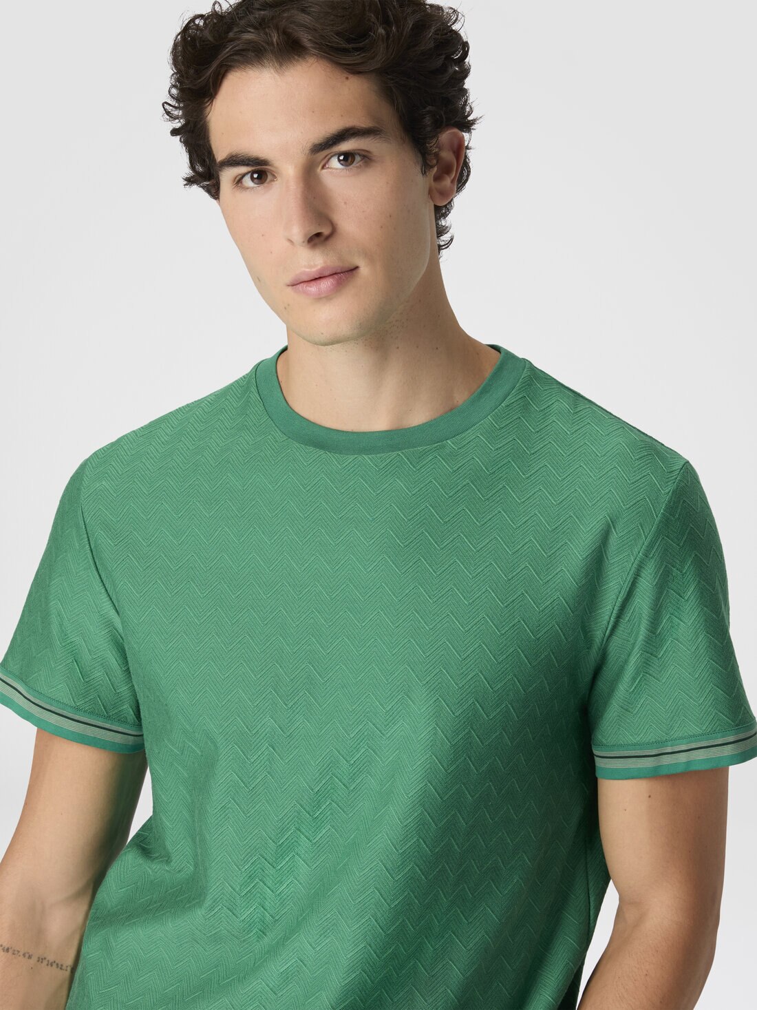 Crew-neck cotton jacquard T-shirt with tone-on-tone zigzag design, Green - BS26SL01BJ00QMS6164 - 3