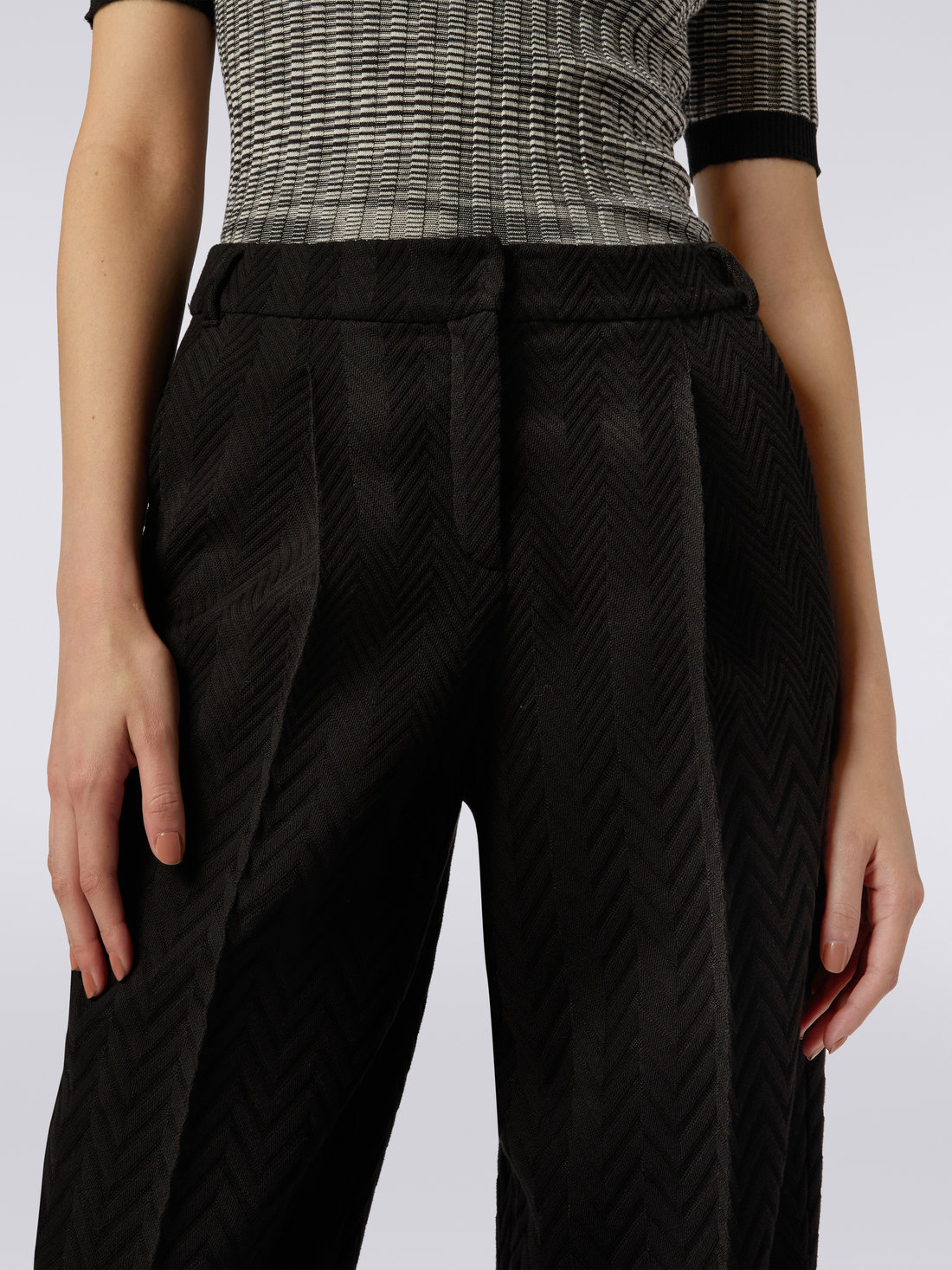 Classic trousers with raschel chevron design, Black    - 4