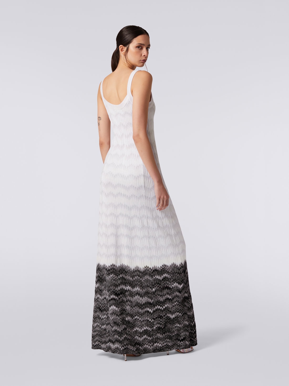 Langes Kleid mit seitlicher Knopfleiste und Schlangenmotiv mit Lamé, Mehrfarbig  - 8051575708640 - 3