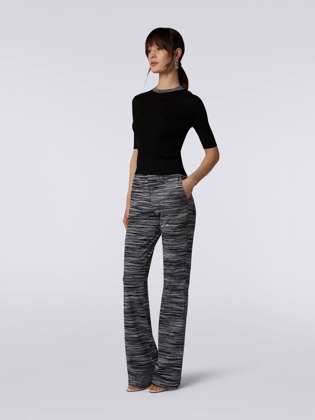 Short-sleeved crew-neck sweater in slubbed trim silk, Black    - 8051575753459 - 2