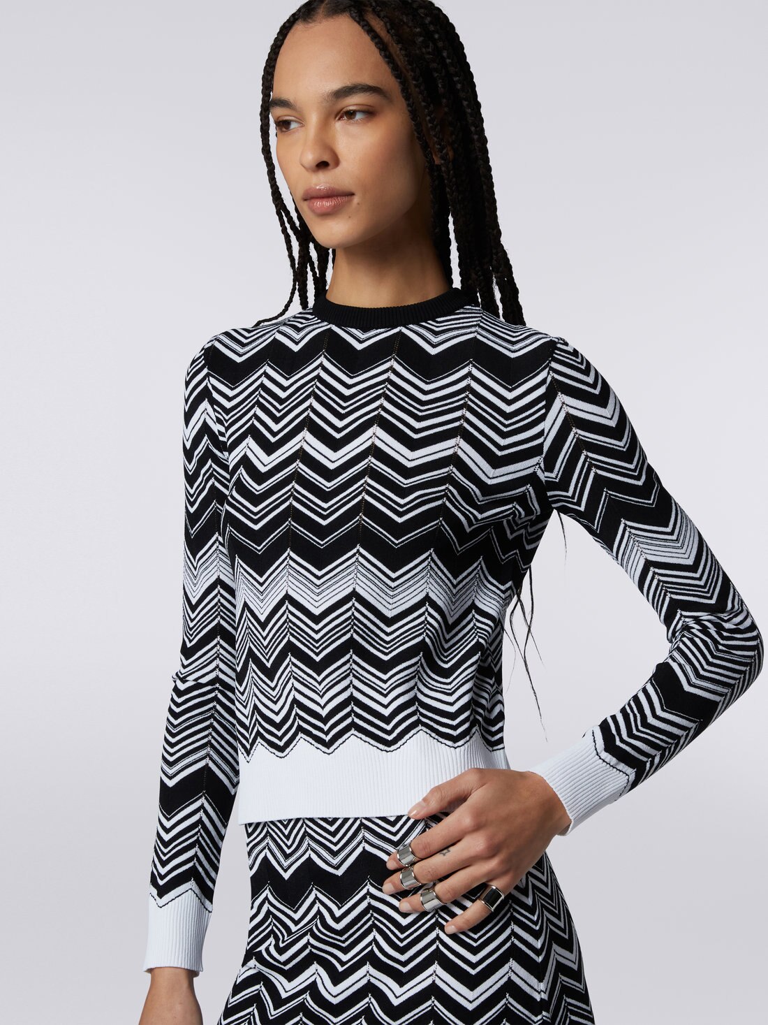 , Black & White - DS23SN1UBK025WS018K - 4