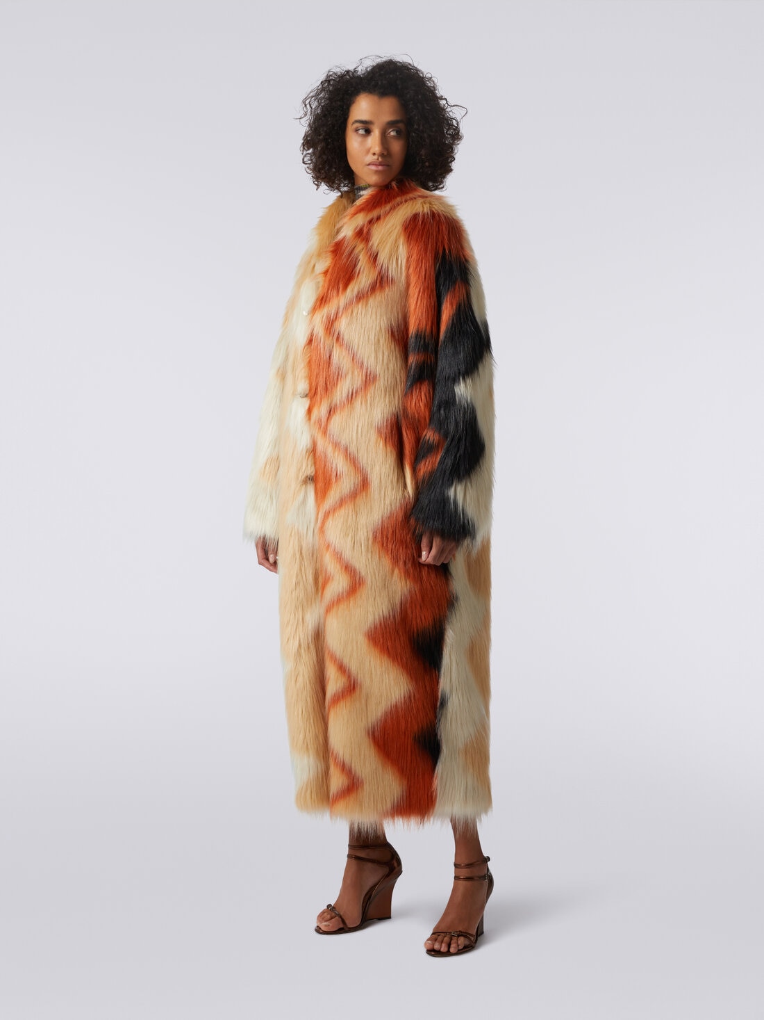 Long coat in faux fur with zigzag , Multicoloured  - DS23WC1GBW00PZSM958 - 2