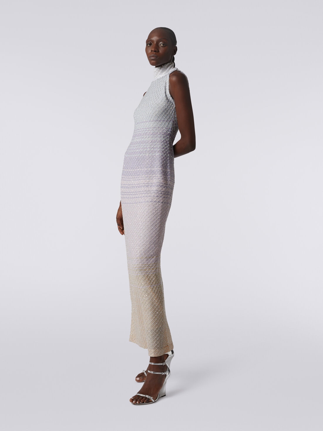 Vestido largo con escote americano en viscosa de malla con lentejuelas, Multicolor  - DS23WG1OBK026WS019A - 2