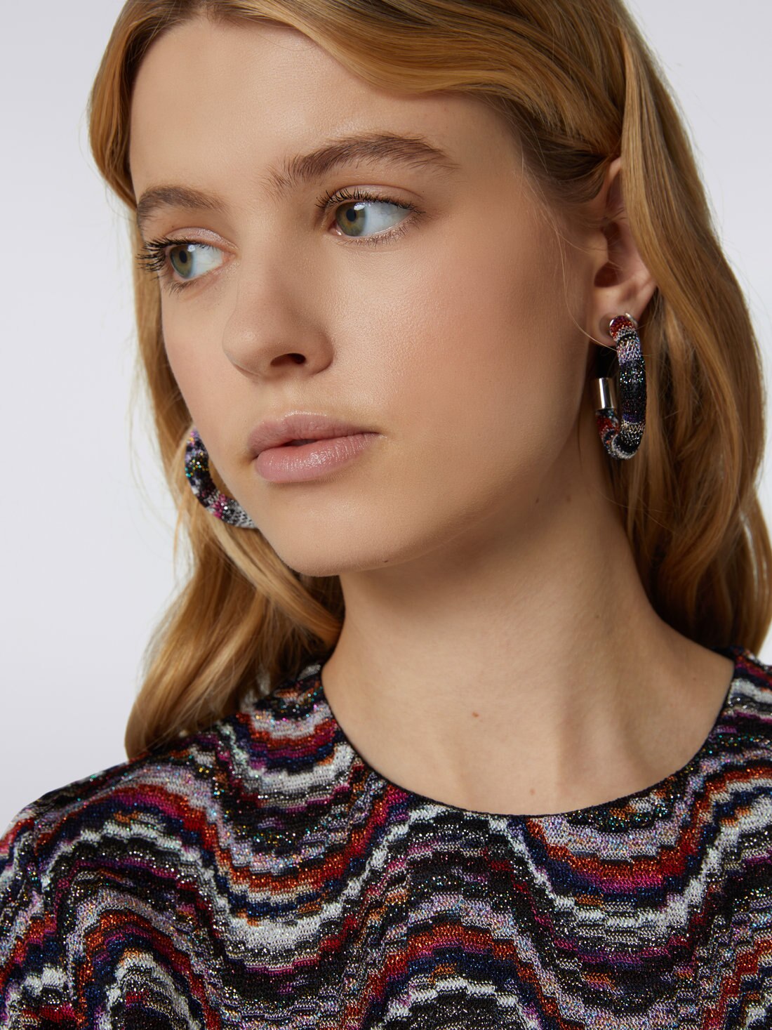 Miniabito girocollo in viscosa a onde con lurex, Multicolore  - DS23WG31BR00NQSM8WF - 4