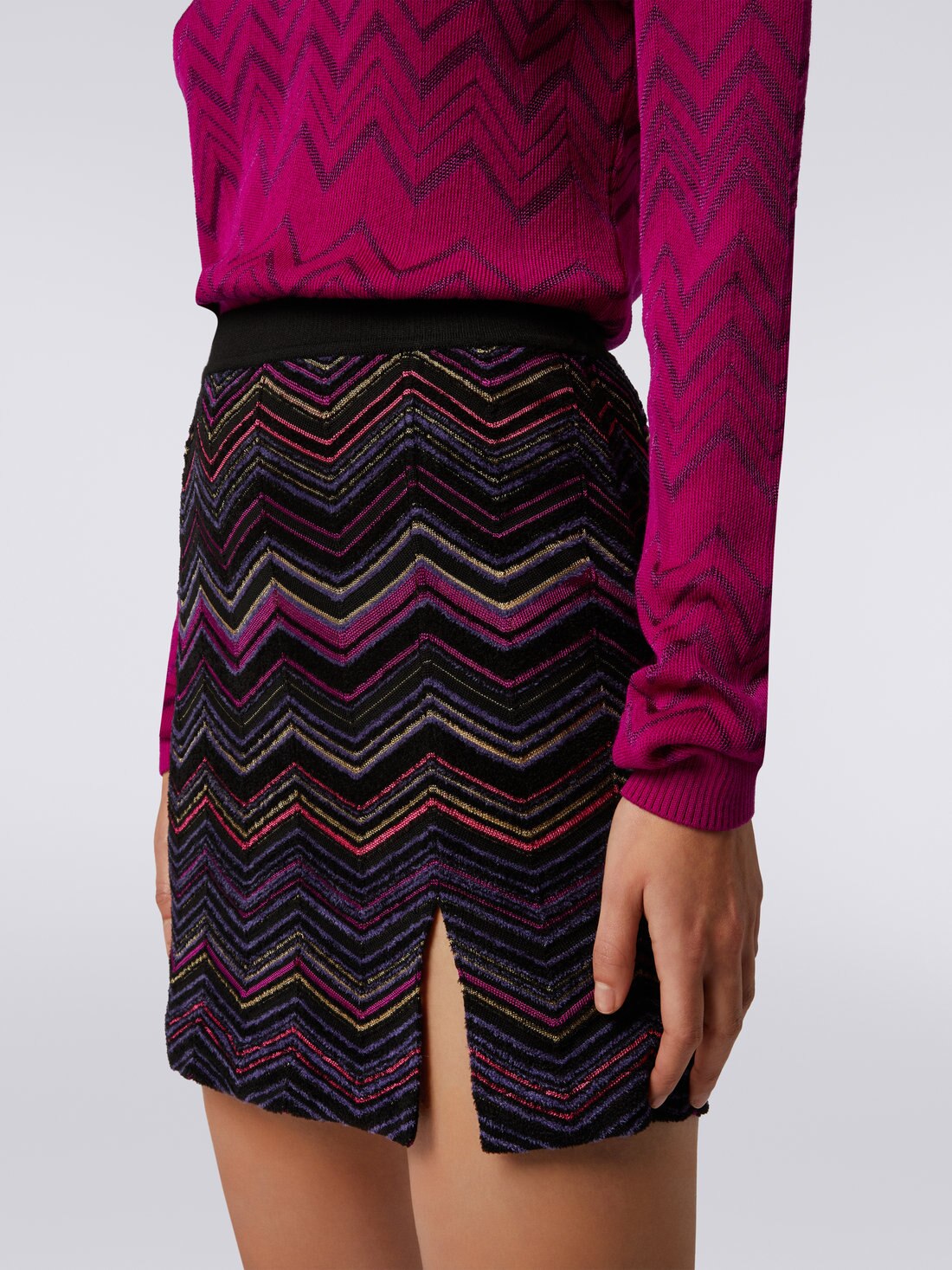 Wool and viscose miniskirt with split and zigzag pattern, Multicoloured  - 4