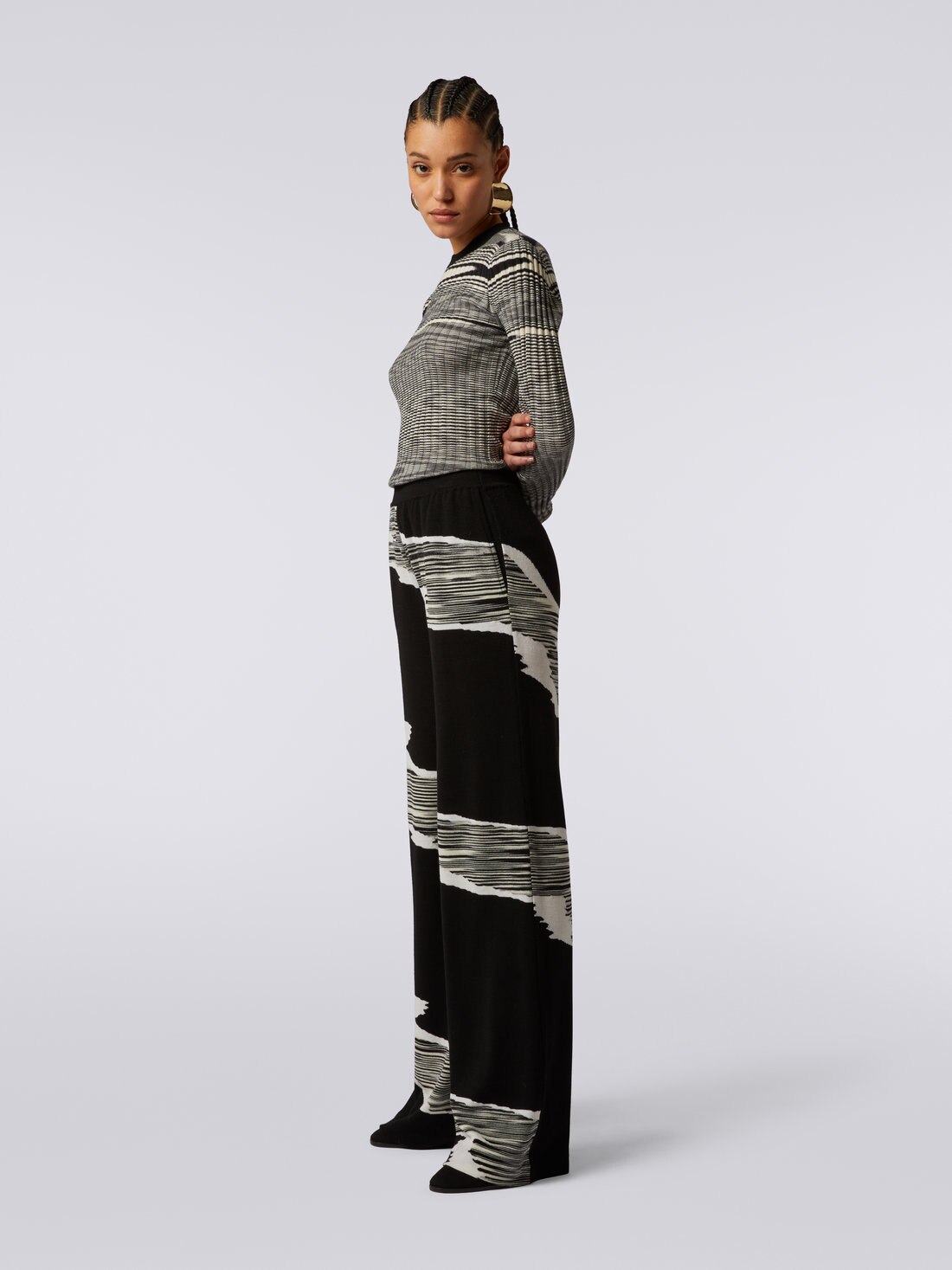 Wool palazzo trousers with wool inlay details , Black & White - DS23WI09BK025QF9001 - 2