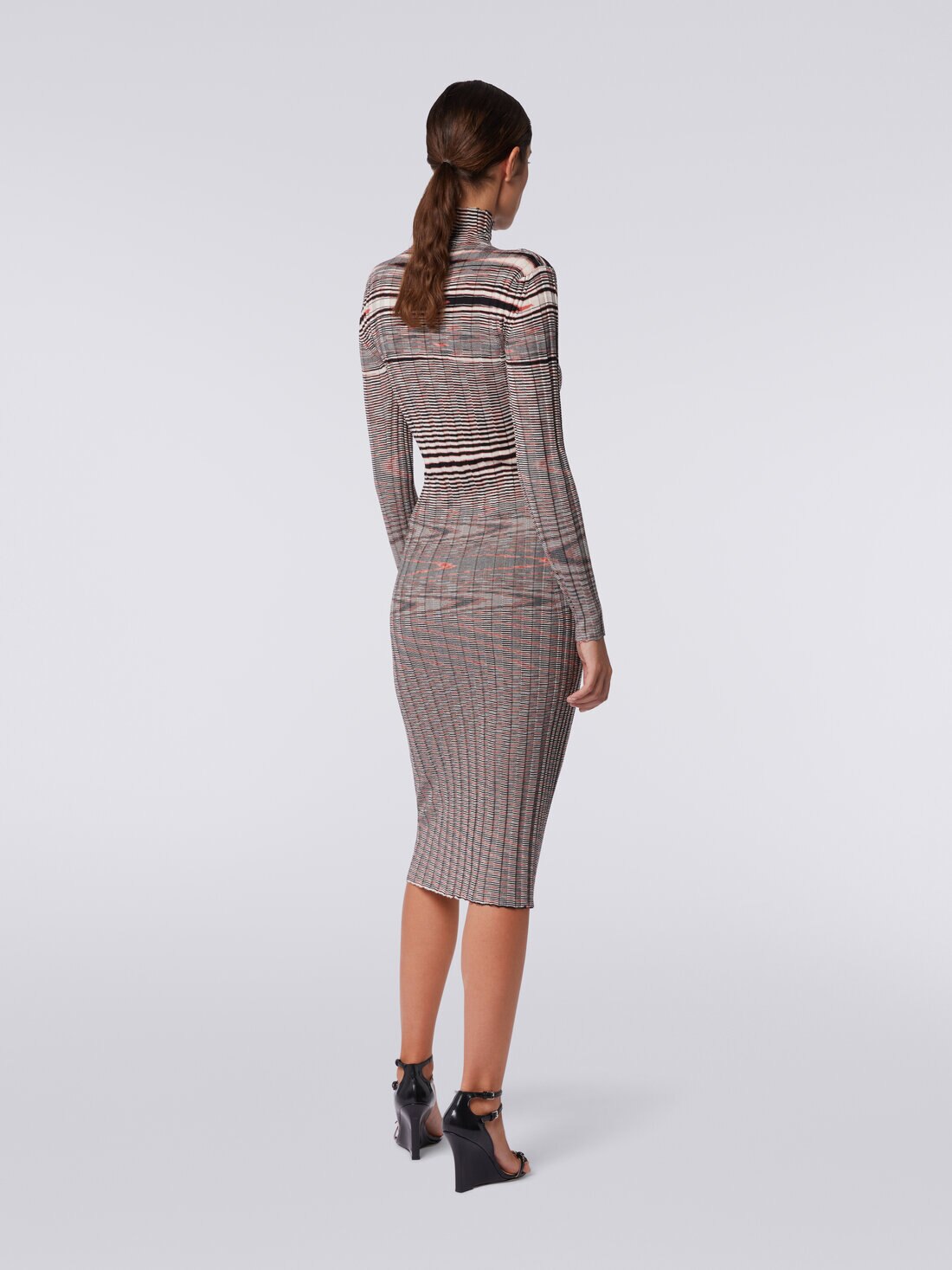Longuette-Kleid aus Kaschmir und Seide in Flammgarnoptik , Mehrfarbig  - DS24SG10BK033NFM12L - 3