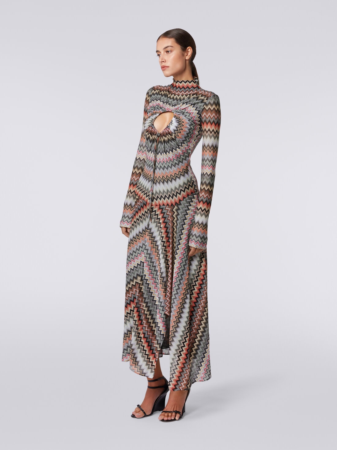 Long dress in zigzag viscose and cotton with cut-out detail and slit, Multicoloured  - DS24SG26BR00UMSM96P - 2