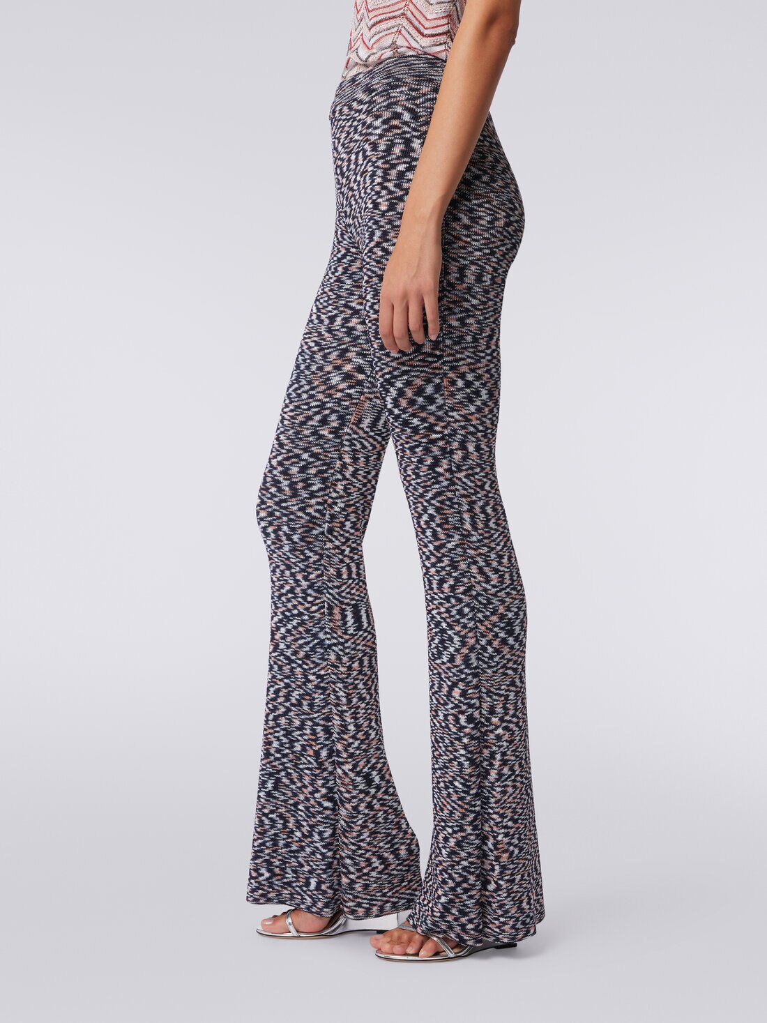 Flared trousers in slub viscose blend, Blue - DS24SI0MBK033SF705S - 4