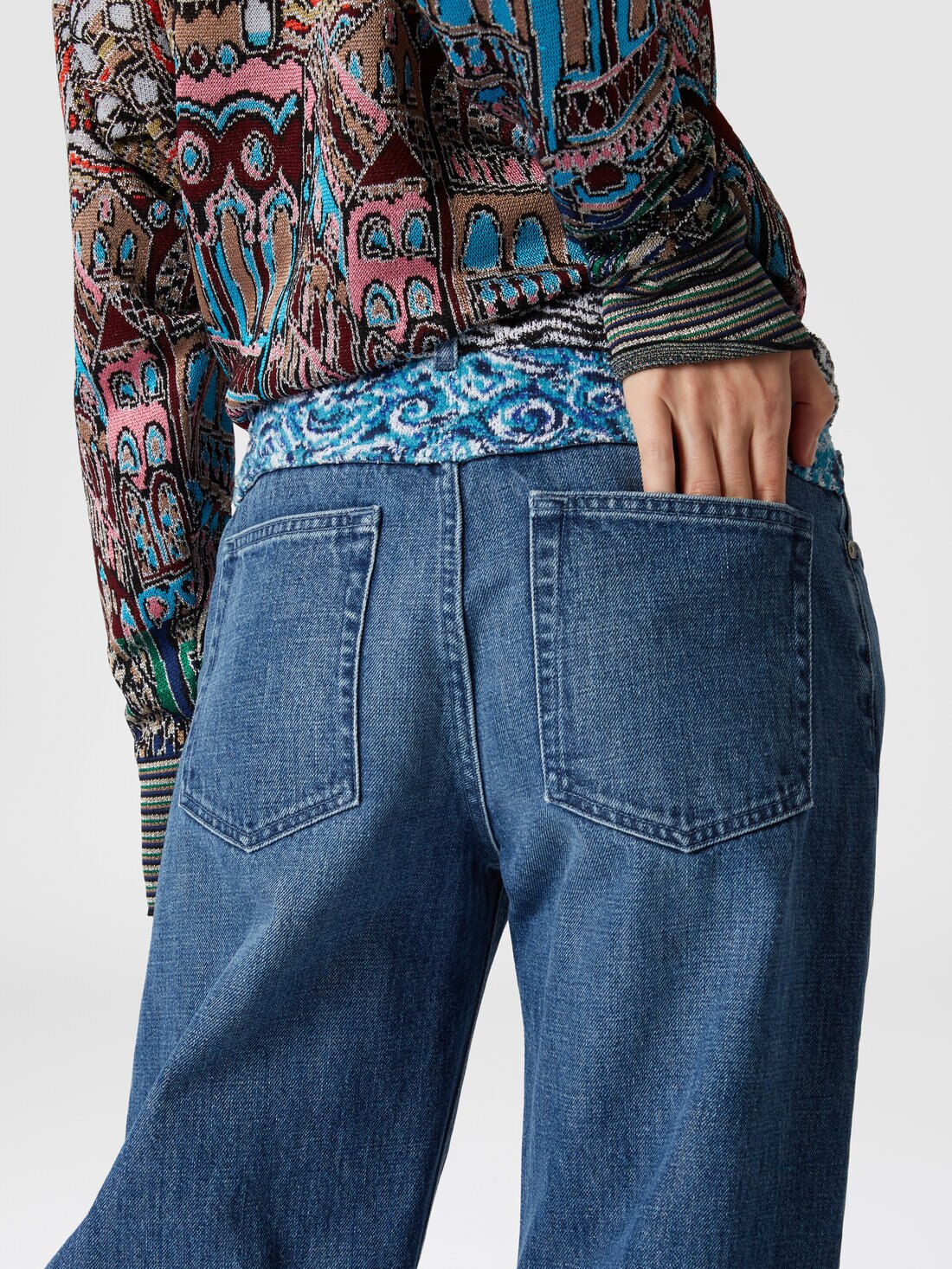 Five denim pockets with knit insert, Denim Blue - DS24WI09BW00TOS72GE - 4