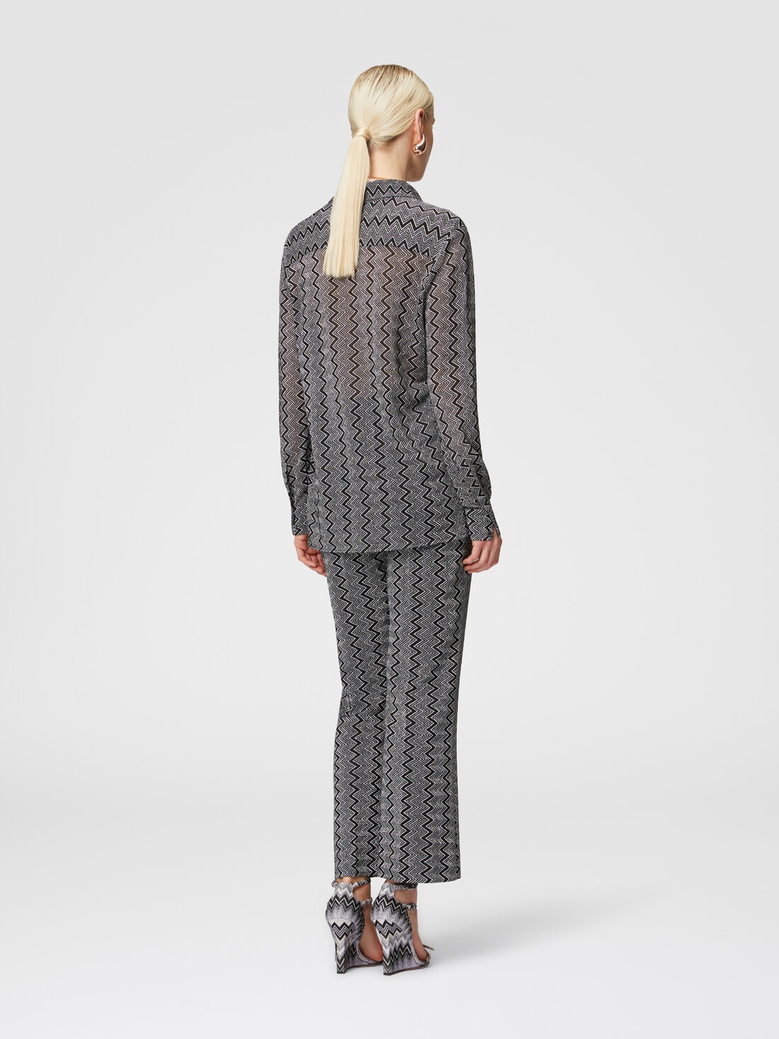 Camisa con estampado de lamé en zig zag, Negro & Plateado - DS24WJ0MBR00ZRS91LP - 2