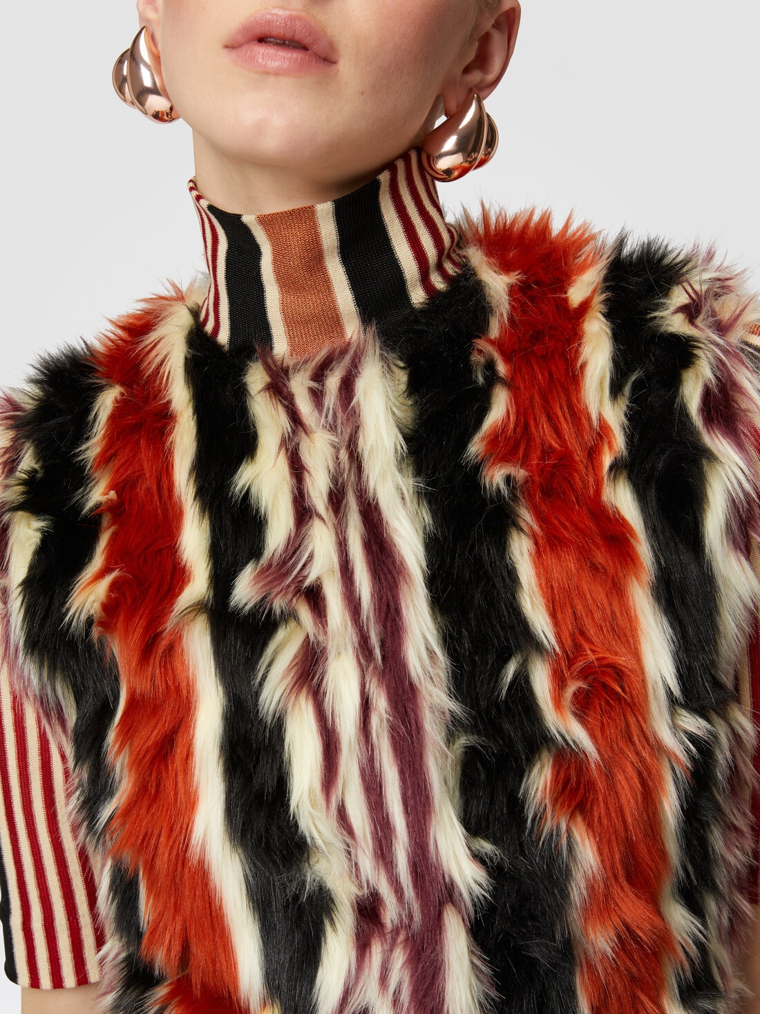 Striped bolero in faux fur, Multicoloured  - DS24WM1JBW00UNS80CL - 4