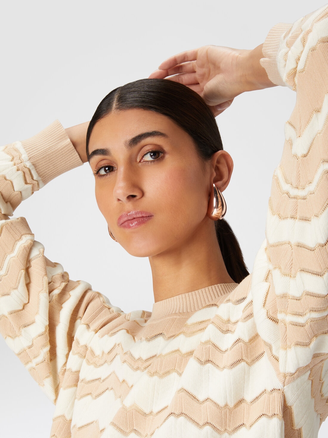 Crewneck pullover with tone-on-tone zigzag, Beige - DS24WN0YBK040ES01CP - 4