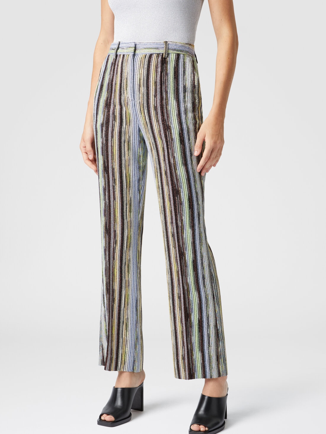 Classic trousers in striped lamé slub viscose with cropped hem, Multicoloured  - DS25SI0TBR002HSM9KS - 3