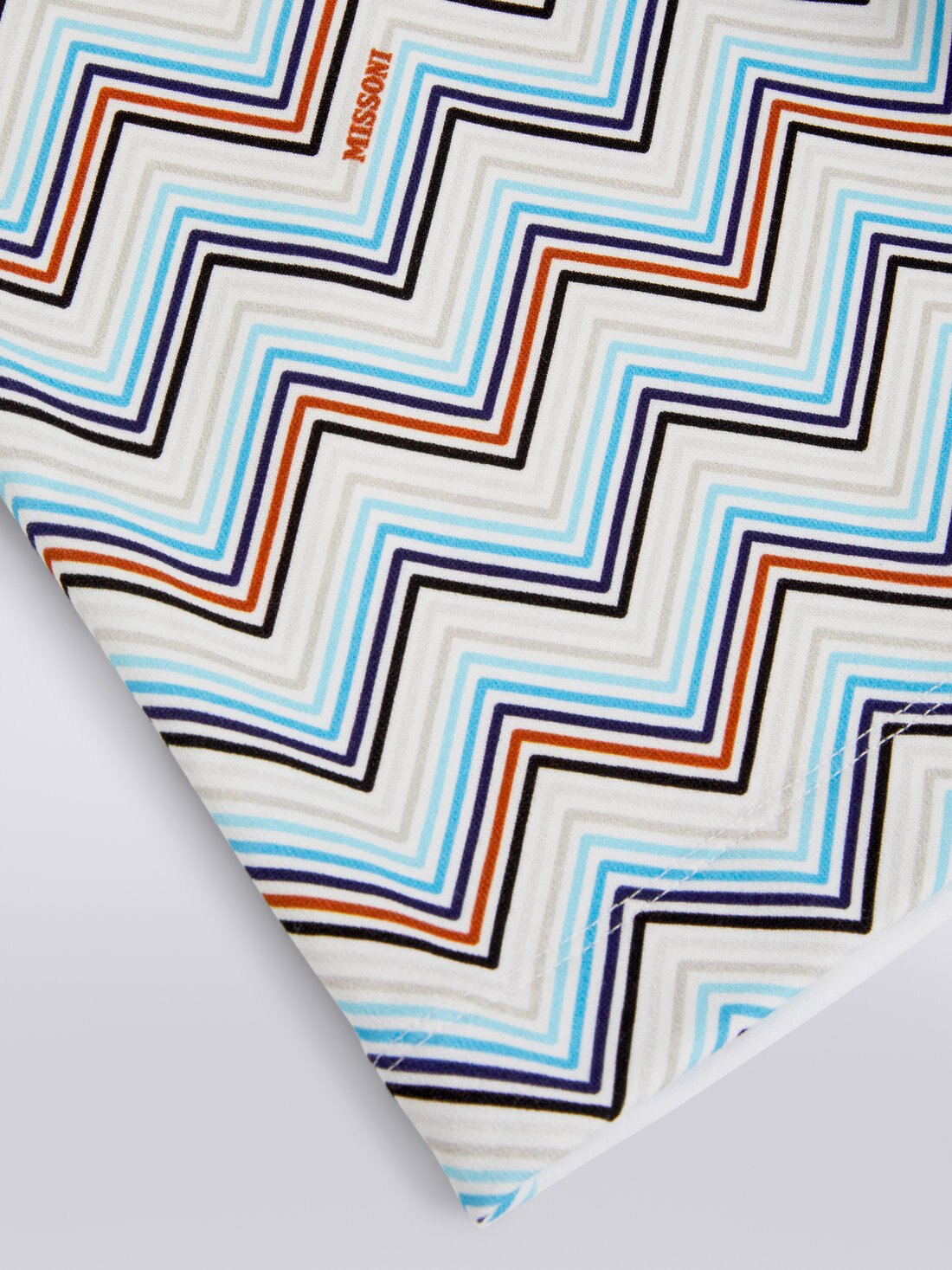 Plain cotton shorts with zigzag patterned back, Multicoloured  - 8051575835445 - 3