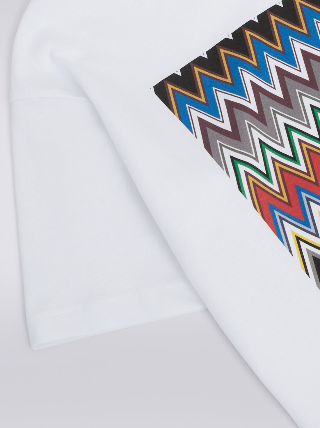 Cotton T-shirt with zigzag print and logo, White  - 8053147034768 - 3