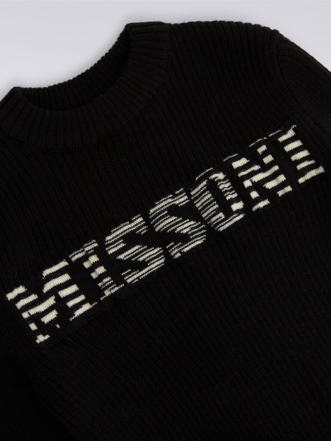 Pull à col rond en mailles de laine avec logo flammé, Noir & Blanc - 8053147035888 - 2