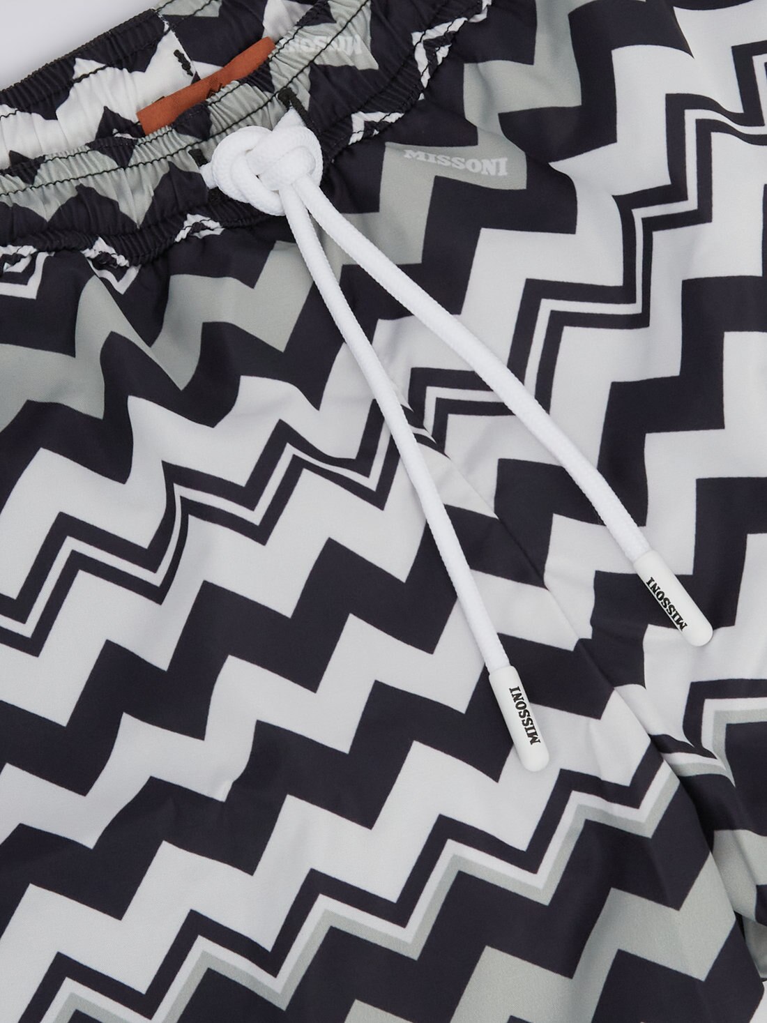 Two-tone swimming costume with zigzag pattern, Black & White - KS23WP01BV00E3SM92O - 2