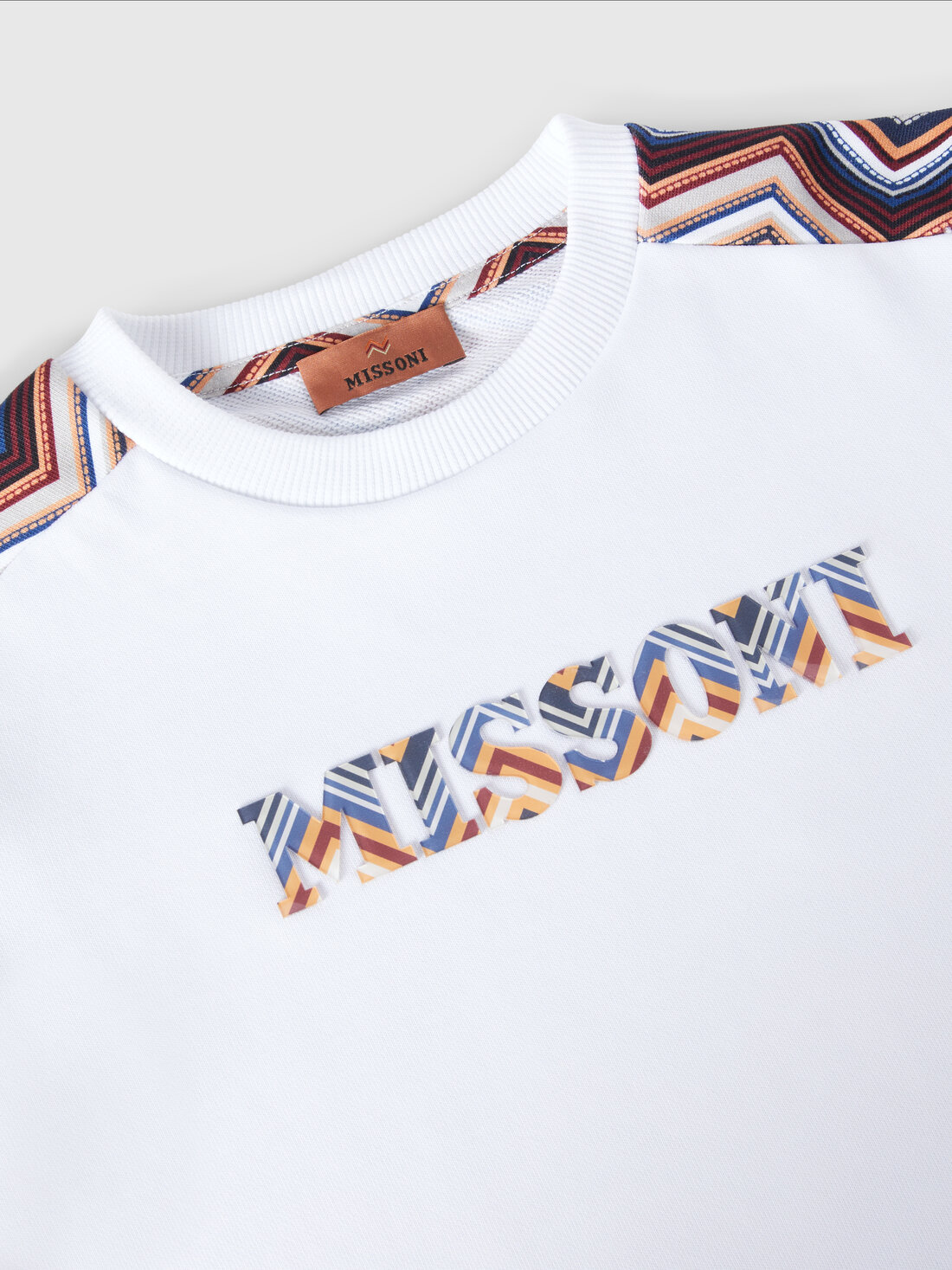 Cotton crewneck sweatshirt with zigzag inserts and logo, White & Multicoloured   - KS24WW06BV00GWS019C - 2