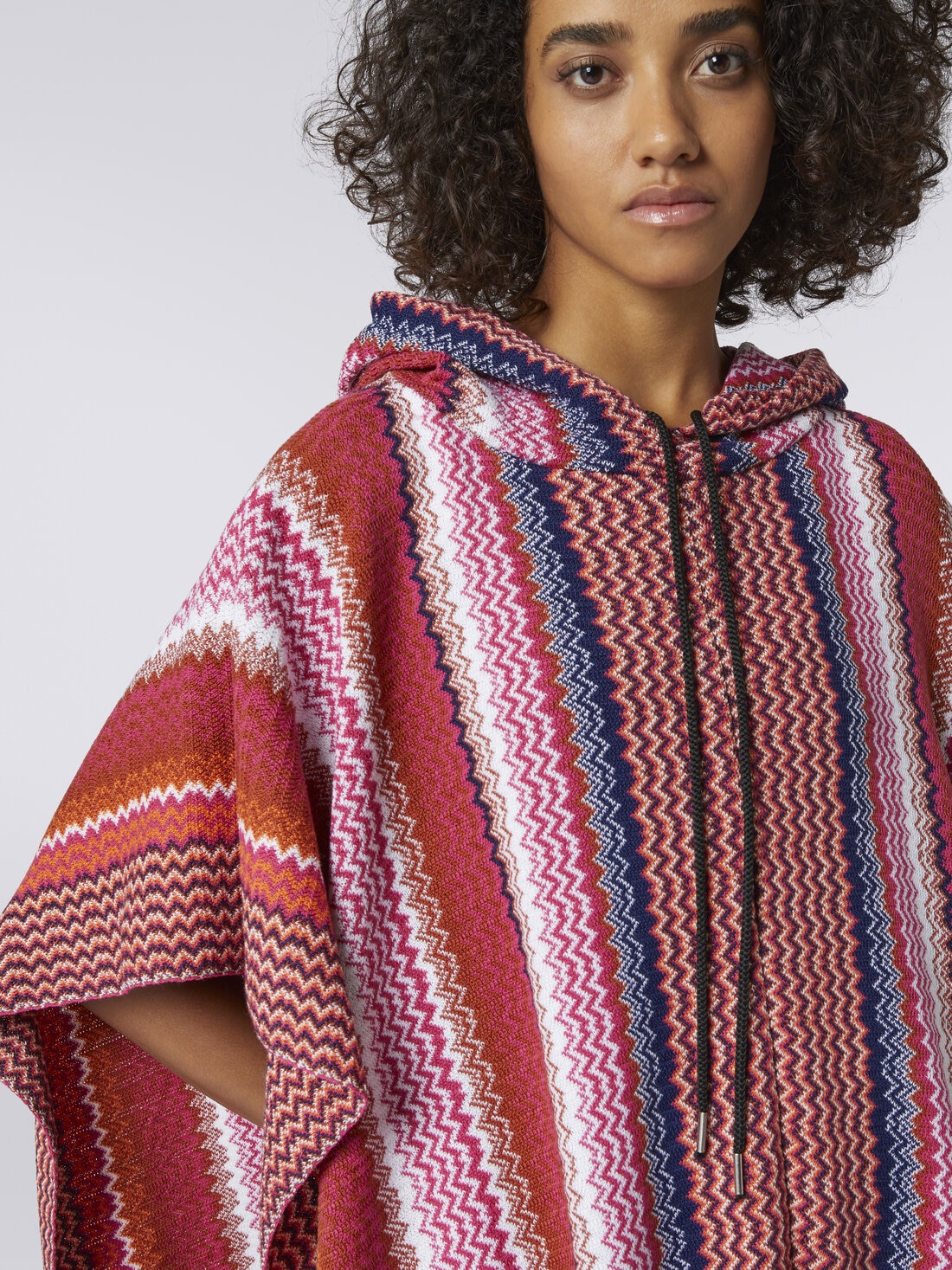Zigzag wool blend poncho with frayed edge, Multicoloured  - 8053147023014 - 4