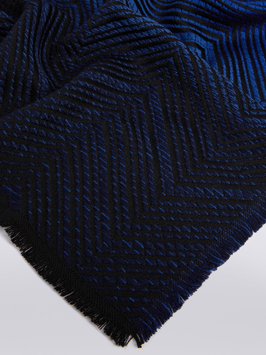 Wool chevron shawl with frayed edges, Multicoloured  - 8053147023267 - 1