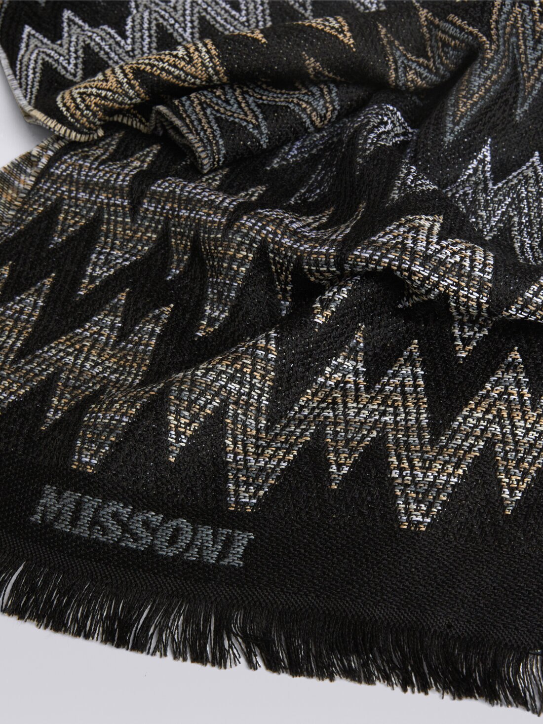 Wool scarf with zigzag, logo and frayed edges, Multicoloured  - 8053147023328 - 1