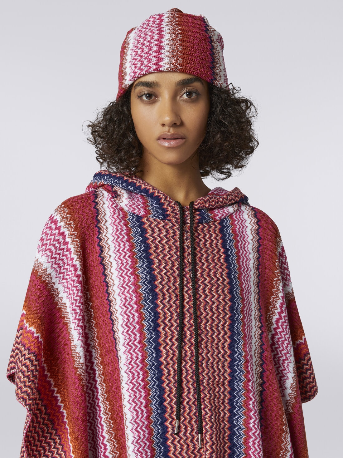 Wool blend hat with zigzag pattern, Multicoloured  - 8053147024080 - 2