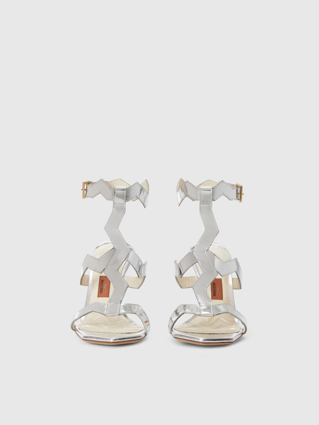 Sandalen mit Doppelriemen aus verspiegeltem Lackleder, Silber - LS24SY03BV00FYS91KR - 2