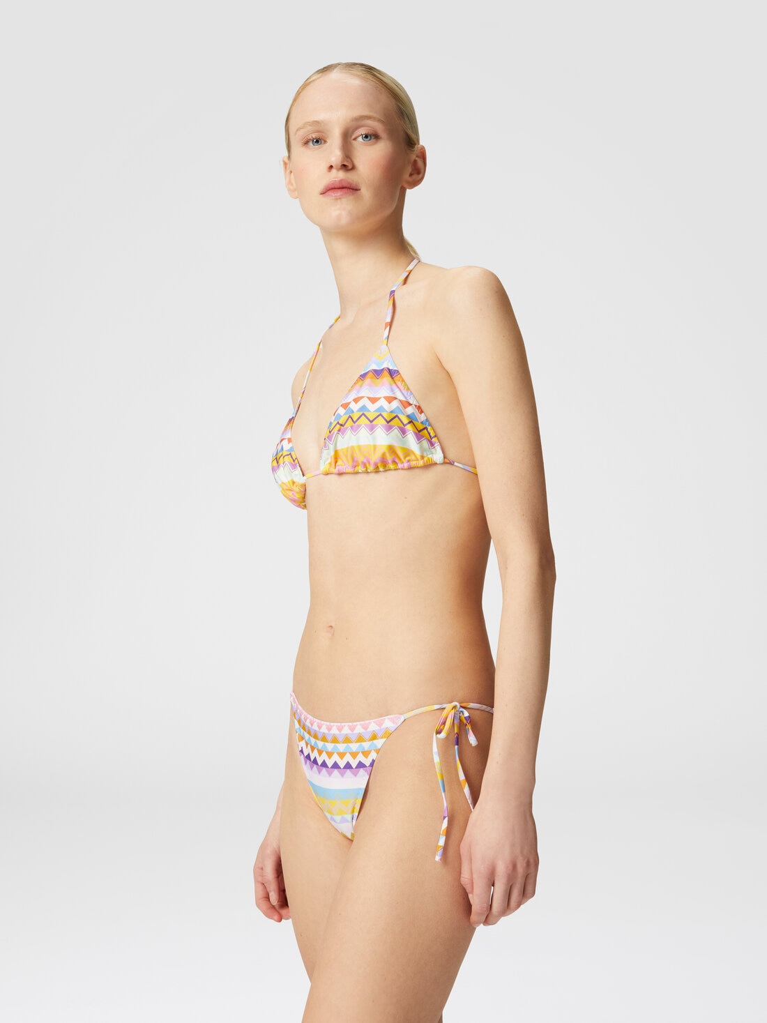 Bikini elástico con estampado zigzag, Multicolor  - MC22SP00BJ00K5SM9D5 - 2