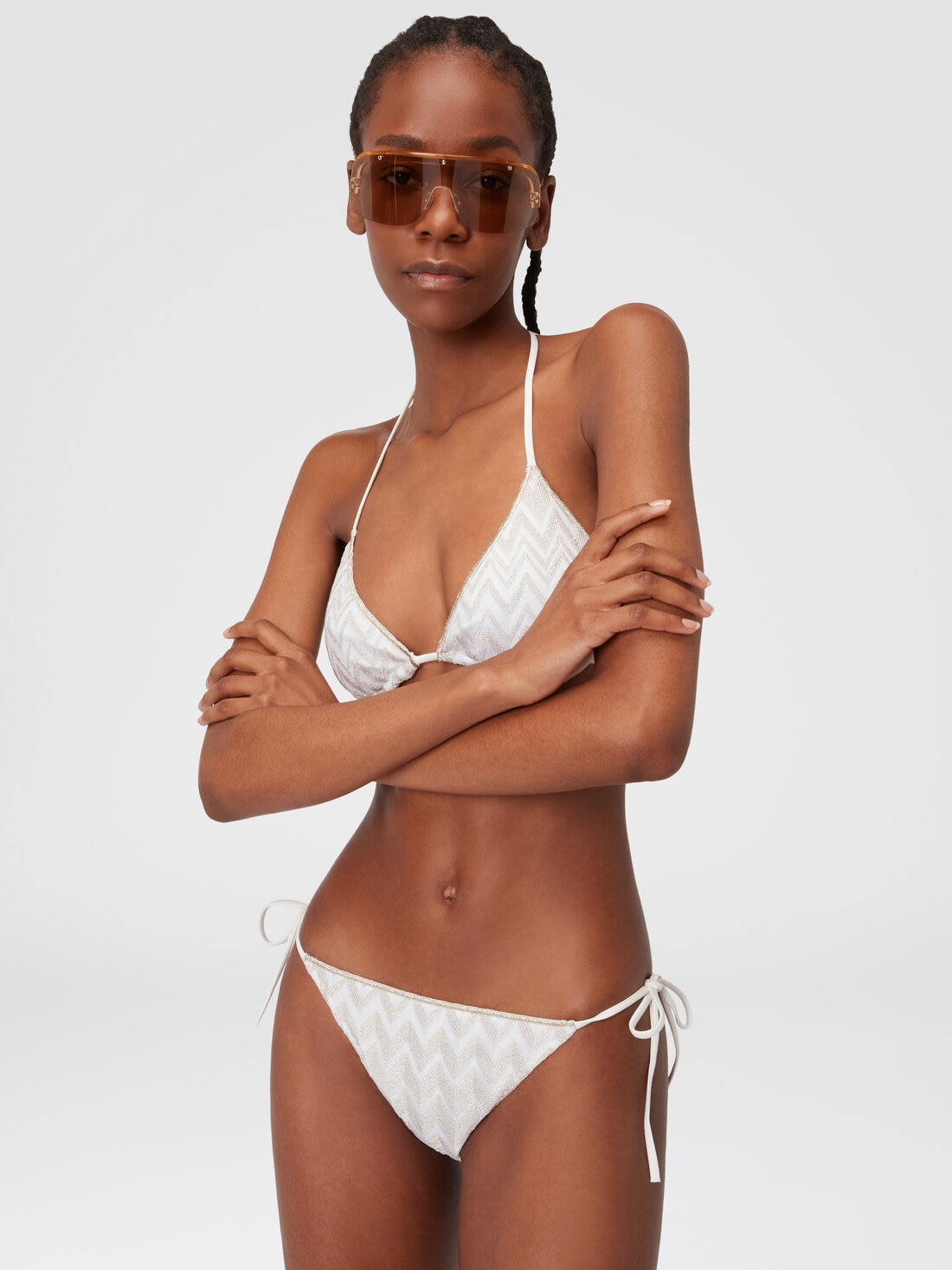 Bikini aus Viskosemischgewebe mit Ton-in-Ton-Zickzackmuster und Lurex, Weiß  - MC22SP00BR00YIS01CF - 3