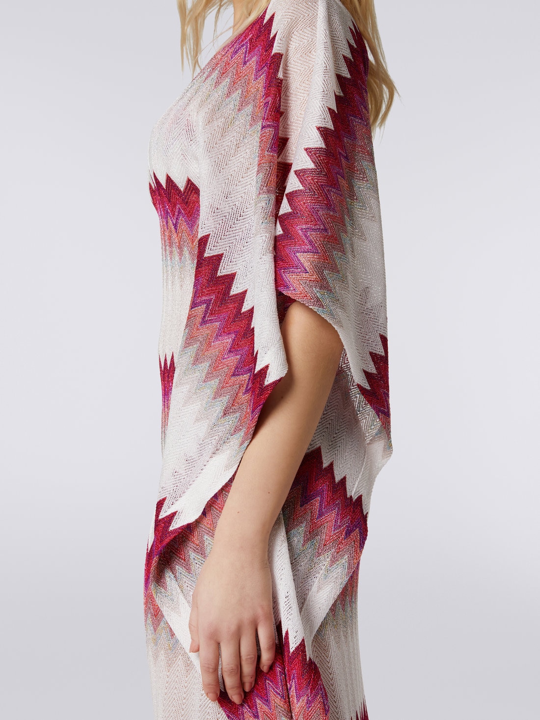 Long viscose kaftan cover up with zigzag and lamé, White, Pink & Fuchsia - MC23SQ05BR00JJS30AI - 4