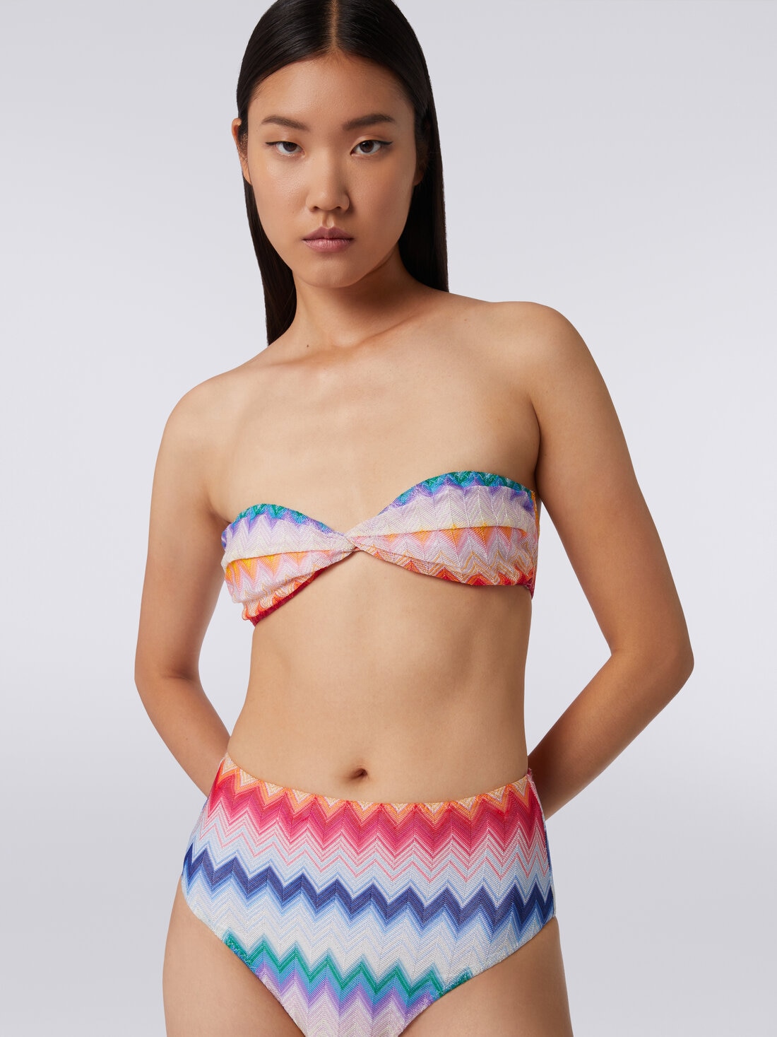 High-waisted bikini bottom in zigzag print fabric, Multicoloured  - MS24SP00BR00TFSM99G - 4