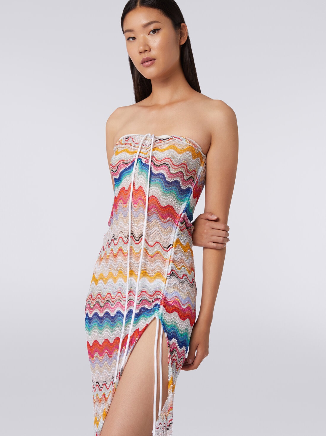 Long cover up dress in wave motif crochet, Multicoloured  - MS24SQ0IBR00TGSM99H - 4