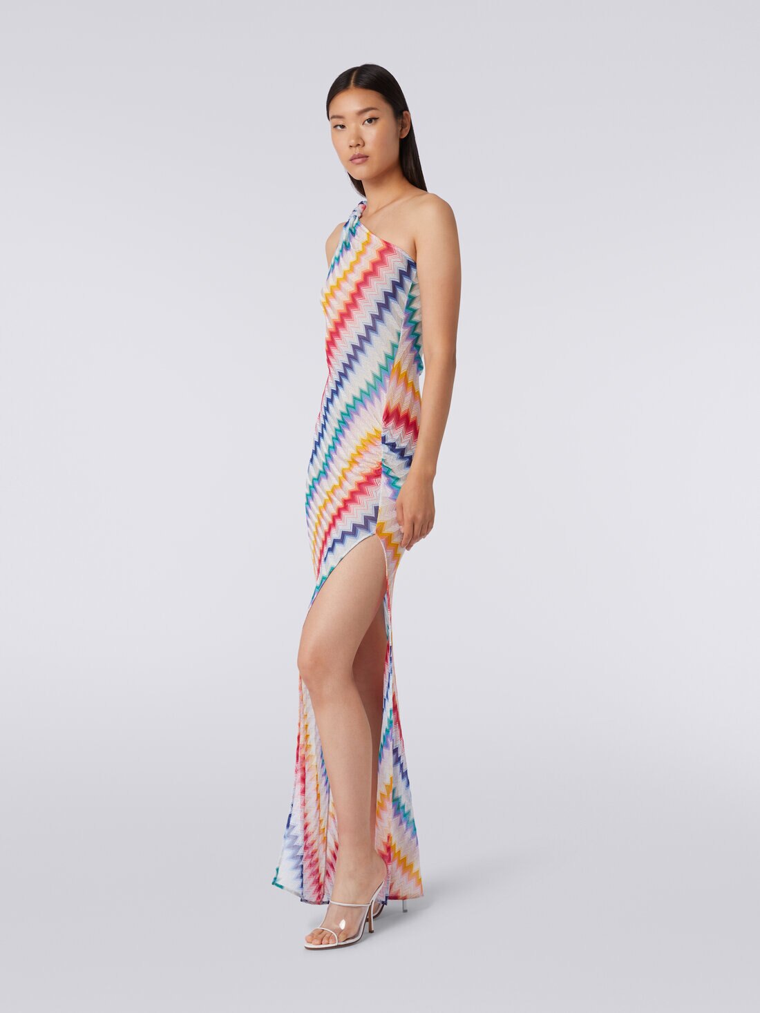 Long one-shoulder cover up with zigzag print, Multicoloured  - MS24SQ11BR00TFSM99G - 2