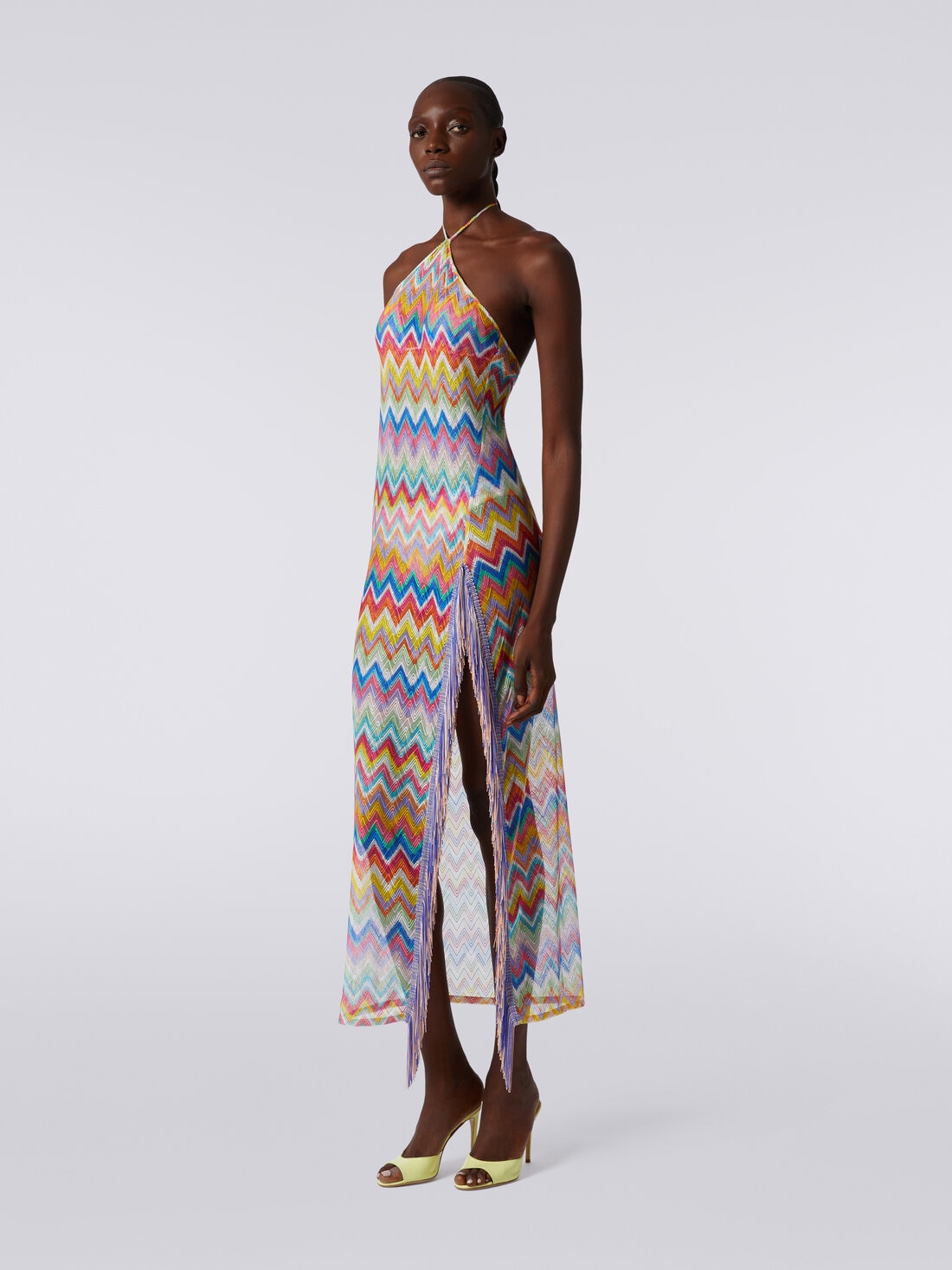 Vestido cubrebikini largo con estampado zigzag y flecos, Multicolor  - MS24SQ2CBR00XPSM9DM - 2