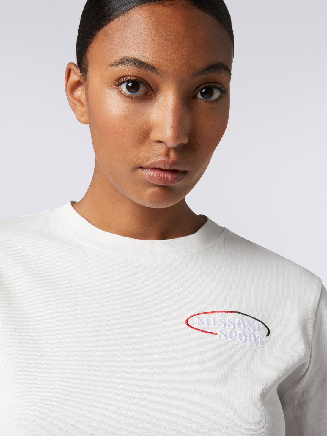 Cropped cotton jersey T-shirt with embroidered logo , White  - SS23WL00BJ00GYS0195 - 4