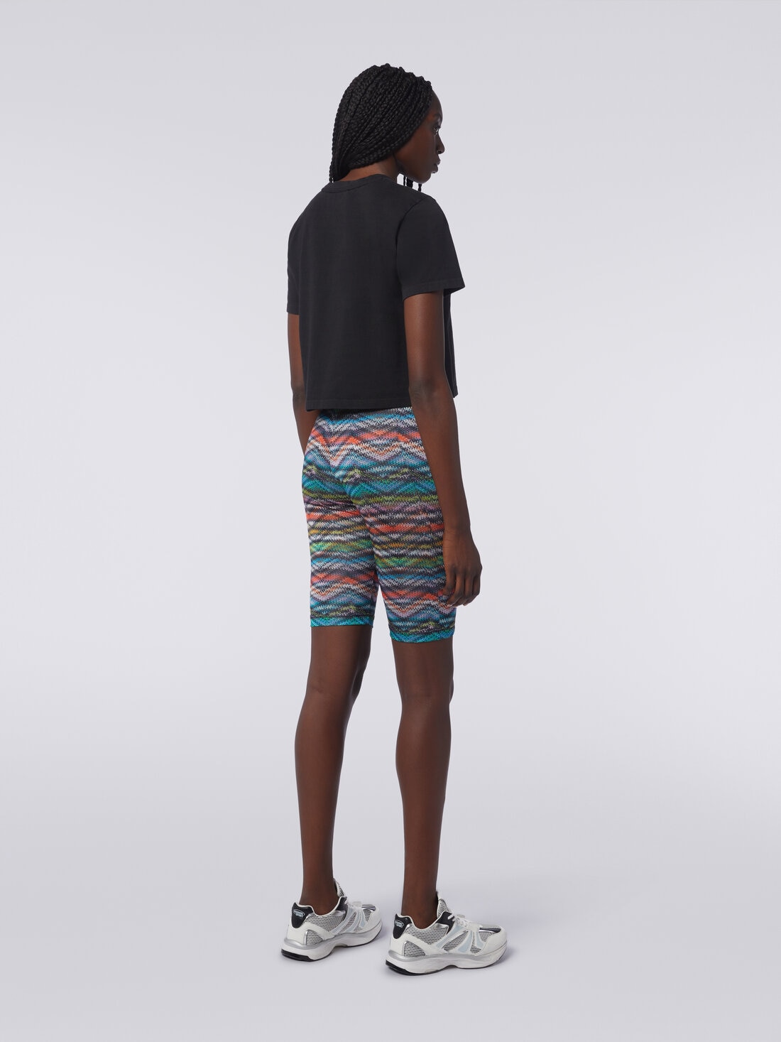 Shorts aus elastischem, bedrucktem Nylon, Mehrfarbig  - SS24SI0EBJ00IWSM9AA - 3