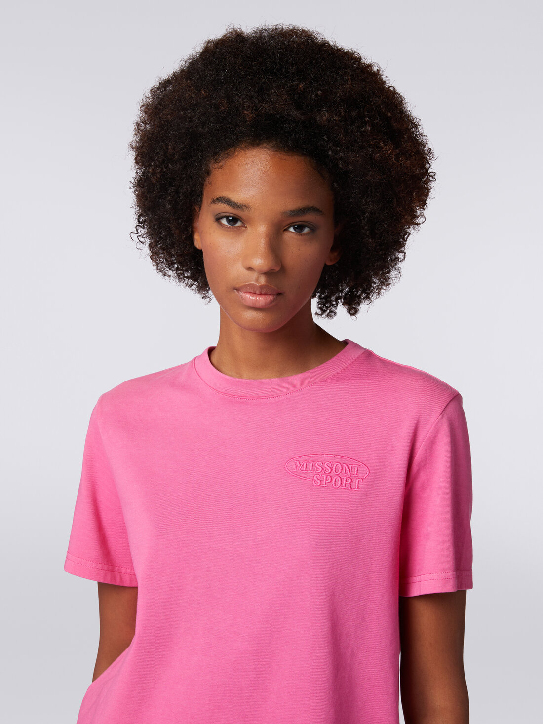 Kurzes Baumwoll-T-Shirt mit Rundhalsausschnitt und Logo, Rosa   - SS24SL00BJ00GYS30CY - 4