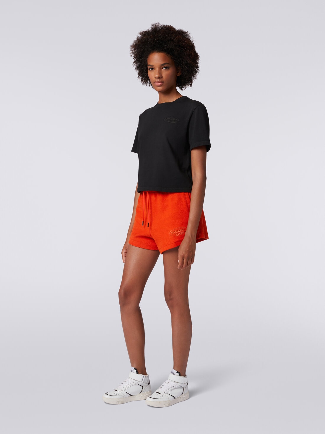 T-shirt girocollo crop in cotone con logo, Nero    - SS24SL00BJ00GYS91J4 - 2