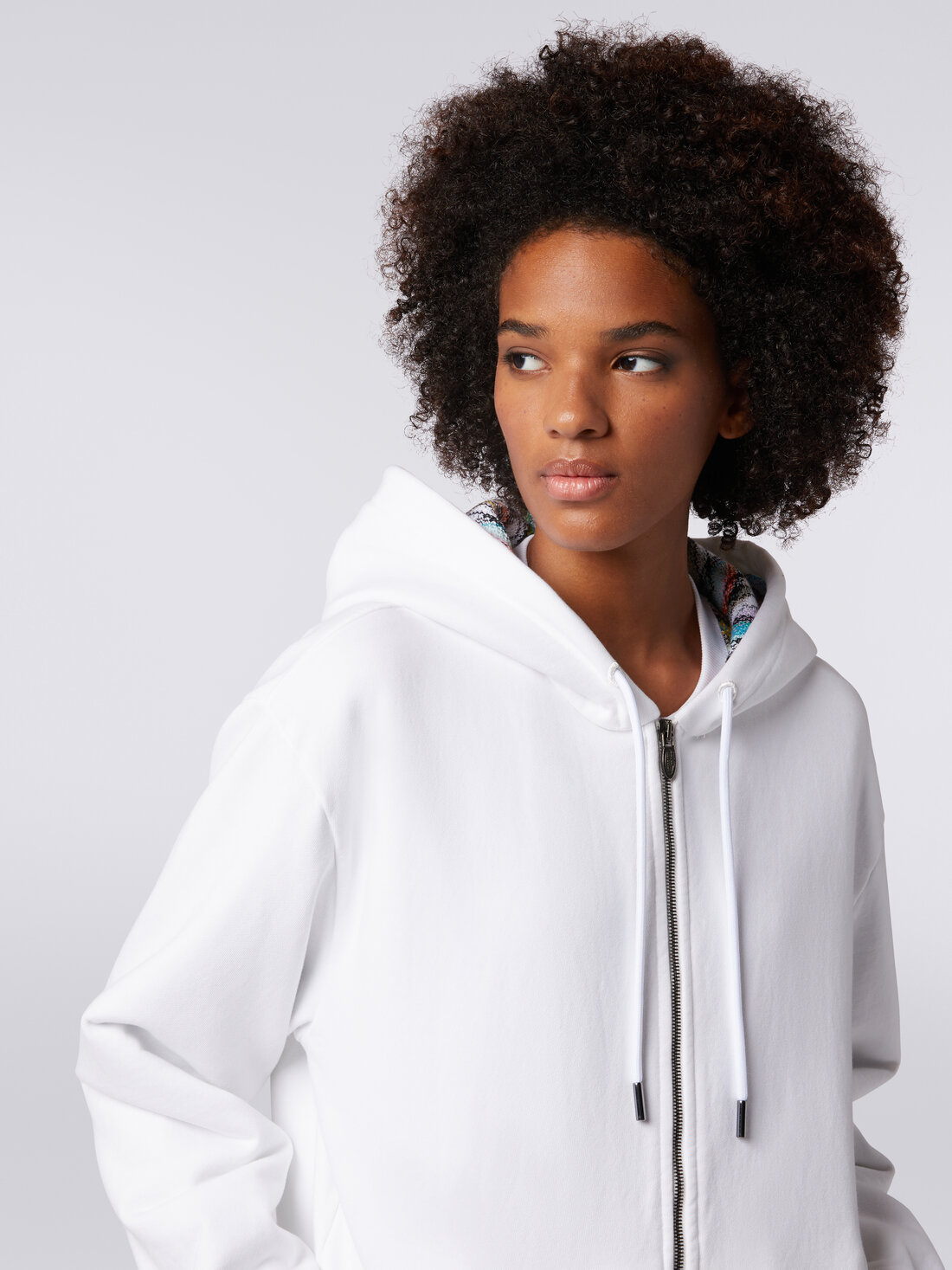 Cardigan en sweat de coton avec capuche doublée en maille, Blanc  - SS24SW00BJ00H0S01BL - 4