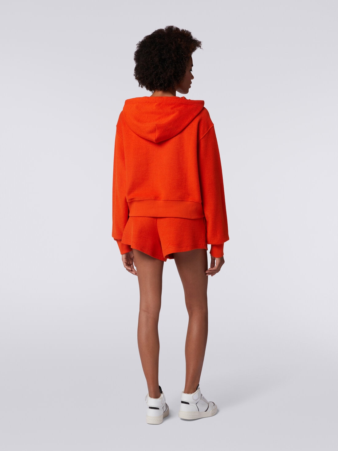 Crop brushed fleece sweatshirt with hood and logo, Orange - SS24SW01BJ00IJS207S - 3