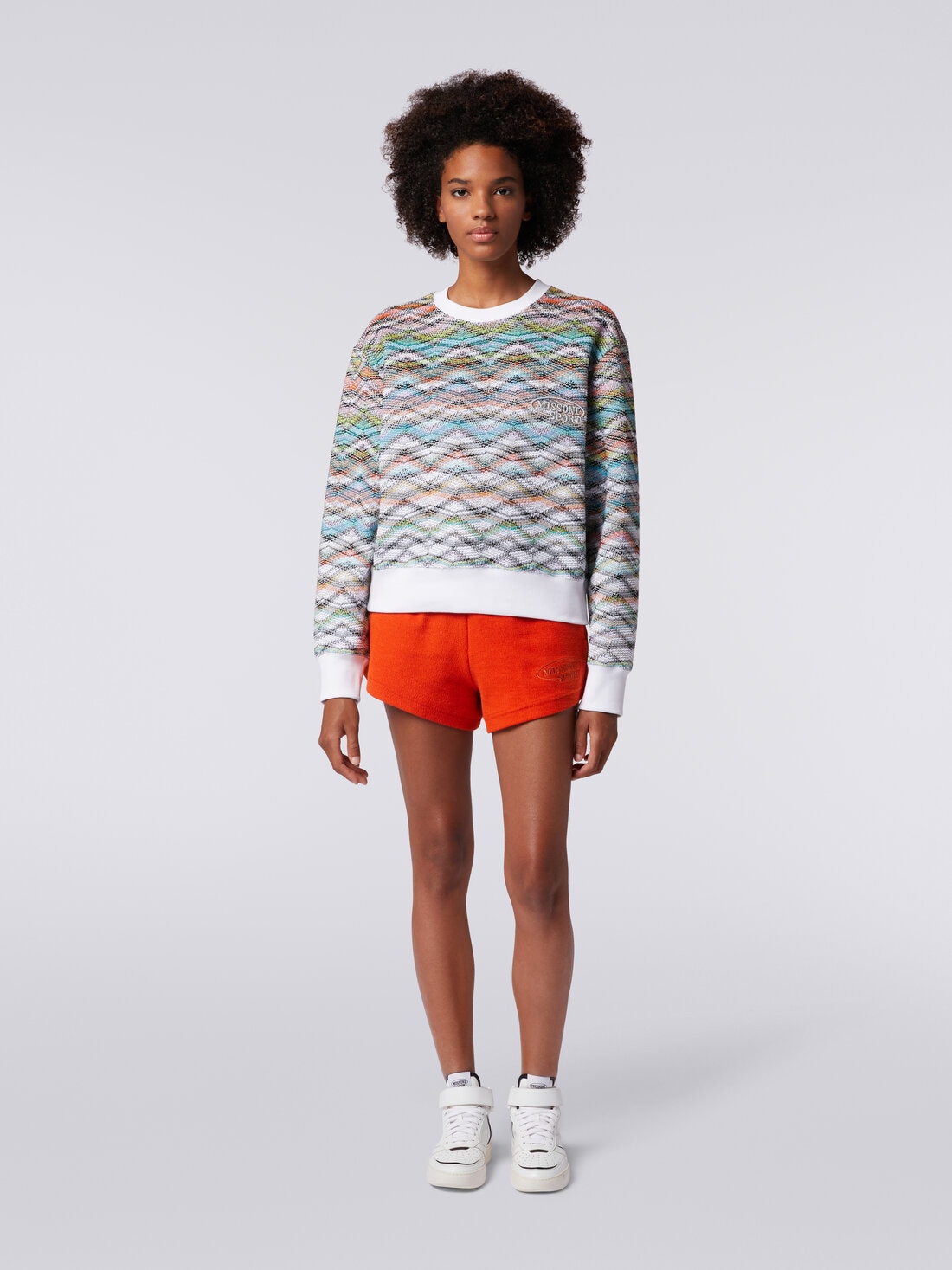 Sweatshirt aus Strick mit Rundhalsausschnitt, Lurex und Logo, Mehrfarbig  - SS24SW05BC0048SM98A - 1