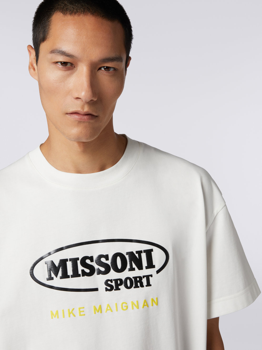 Camiseta de cuello redondo de algodón con logotipo en colaboración con Mike Maignan, Blanco - TS23SL01BJ00HWS019Y - 4