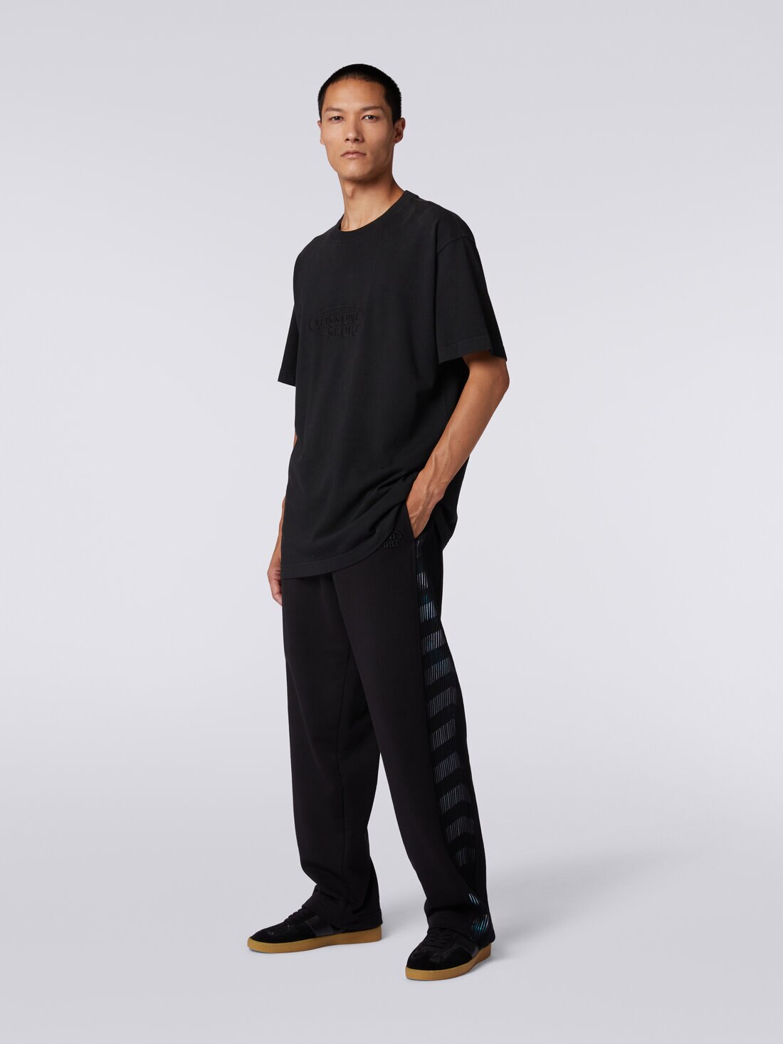 Pantaloni in felpa con logo e bande laterali in maglia, Nero    - TS24SI03BJ00INS91J4 - 2