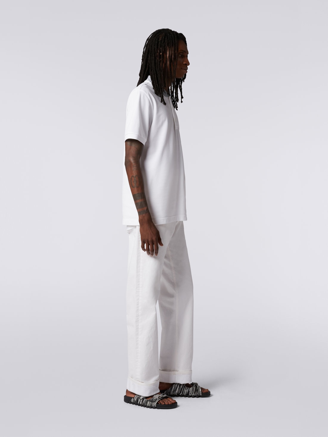 Cotton polo shirt with slub collar and logo lettering, White  - UC22W200BJ0019S00K5 - 2