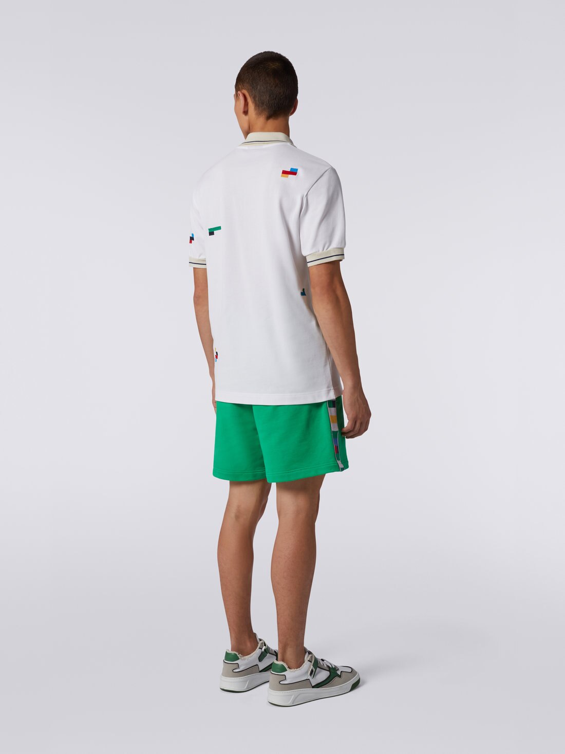 Short-sleeved polo shirt in cotton piqué with embroidered pixels, White & Multicoloured Heritage - 3